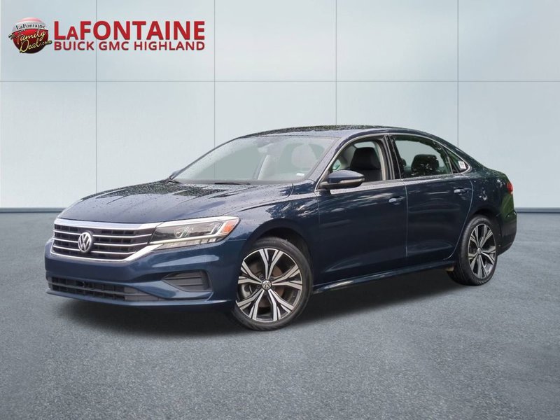 Used 2021 Volkswagen Passat 2.0T SE image 1