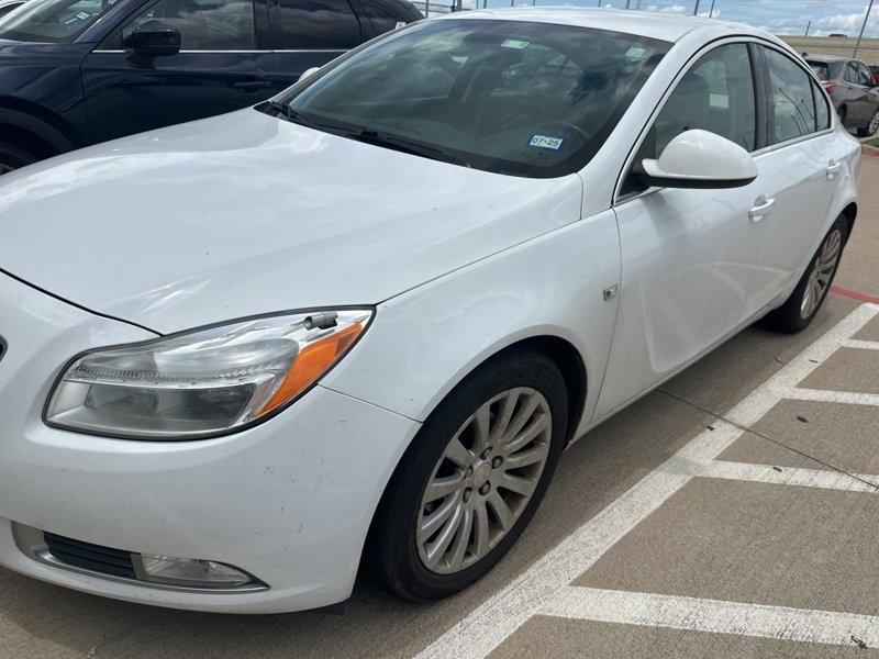 Used 2011 Buick Regal CXL image 1