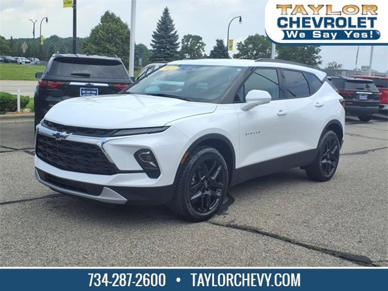 Certified 2023 Chevrolet Blazer LT w/ Convenience Package image 1