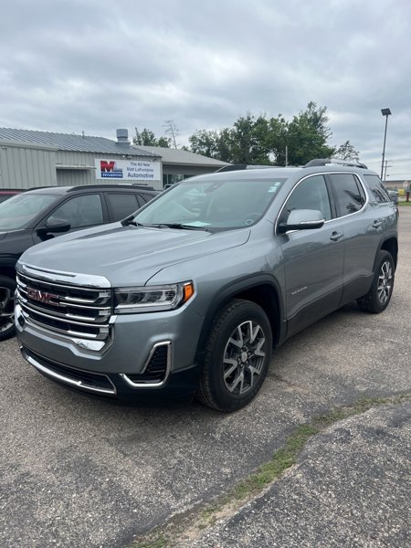 Certified 2023 GMC Acadia SLE w/ Driver Convenience Package image 1