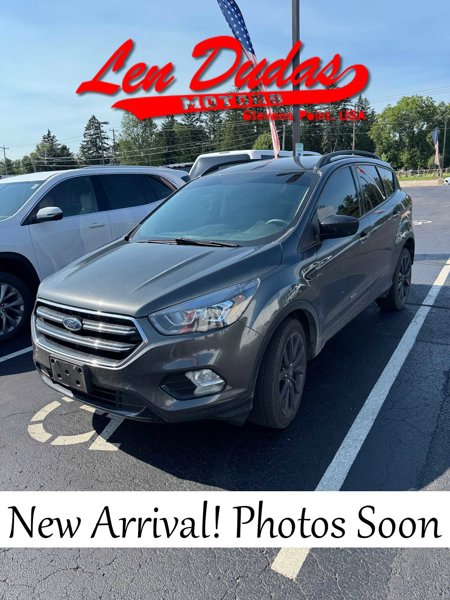Used 2019 Ford Escape SE image 1