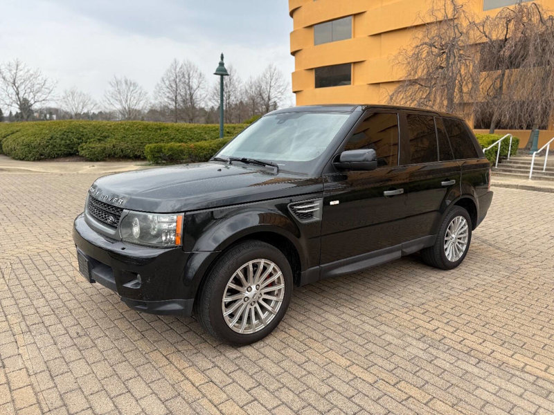 Used 2011 Land Rover Range Rover Sport HSE image 1