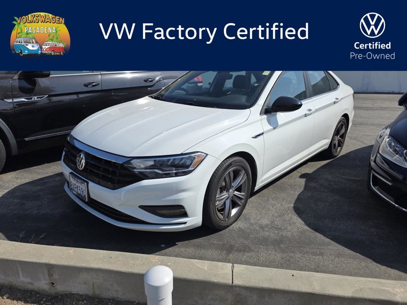 Certified 2021 Volkswagen Jetta R-Line image 1