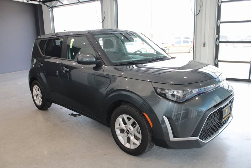 Certified 2024 Kia Soul LX w/ Option Group 015 image 1