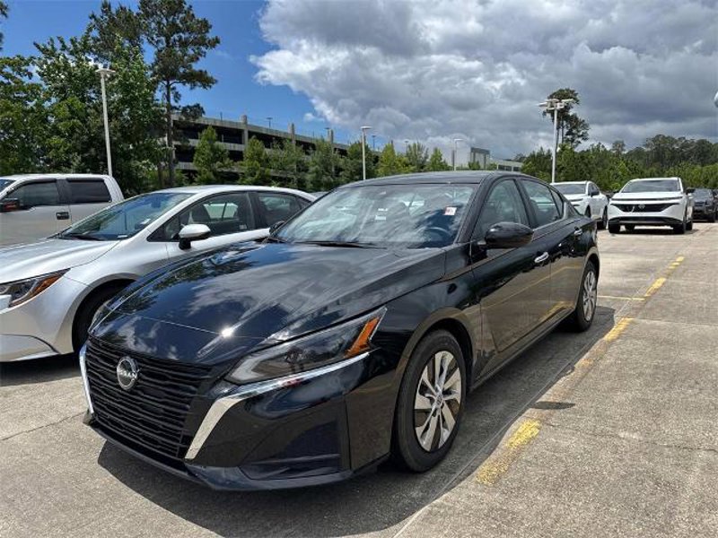 Certified 2023 Nissan Altima 2.5 S image 1