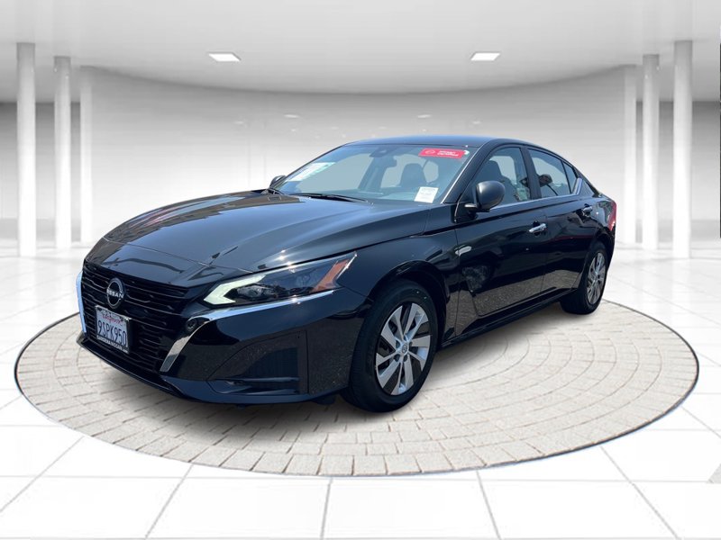 Certified 2025 Nissan Altima 2.5 S image 1