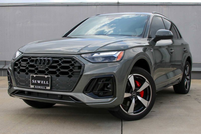 Certified 2024 Audi Q5 2.0T Premium Plus w/ Premium Plus Package image 1
