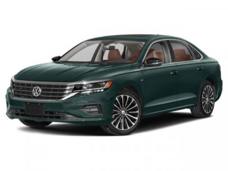 Certified 2022 Volkswagen Passat 2.0T image 1