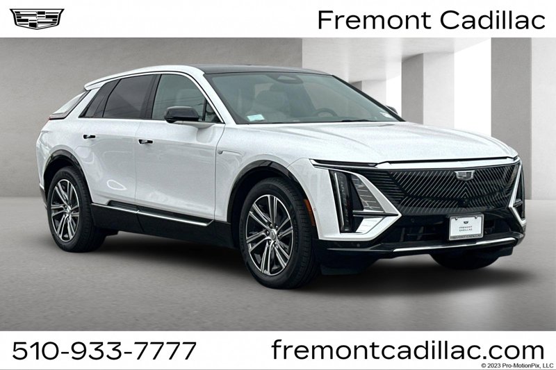 Certified 2024 Cadillac Lyriq Luxury image 1