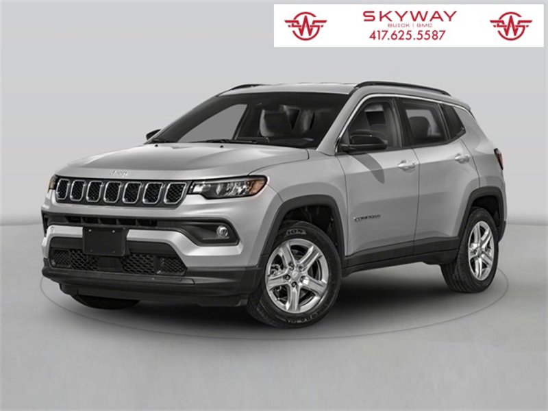 Used 2024 Jeep Compass Latitude image 1