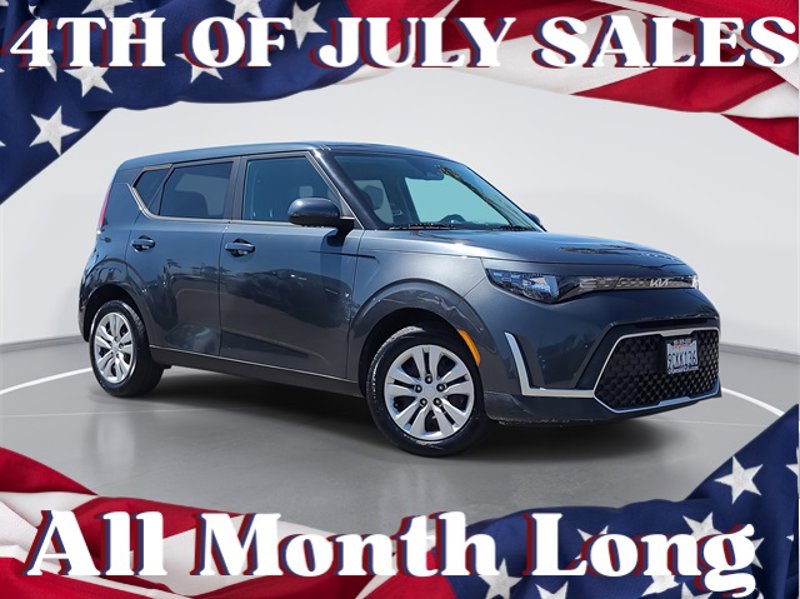 Certified 2023 Kia Soul LX image 1