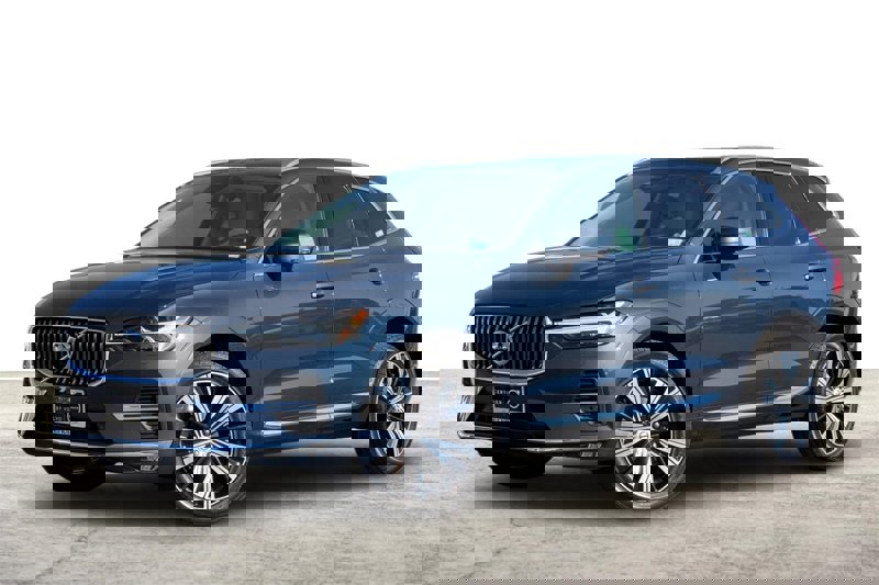 Certified 2022 Volvo XC60 B5 Inscription w/ Climate Package image 1