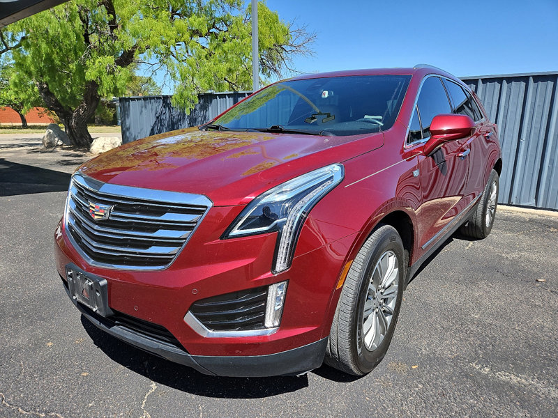 Used 2017 Cadillac XT5 Luxury w/ Driver Awareness Package image 1