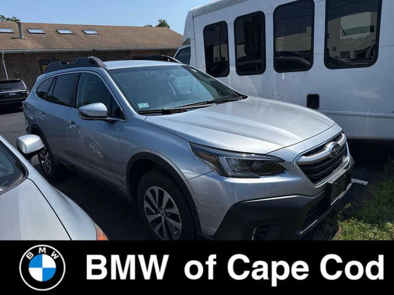Used 2022 Subaru Outback Premium image 1