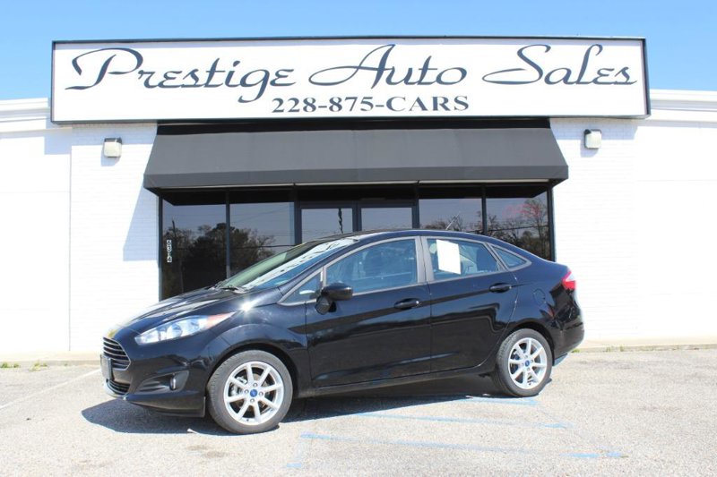 Used 2019 Ford Fiesta SE w/ Equipment Group 201A image 1