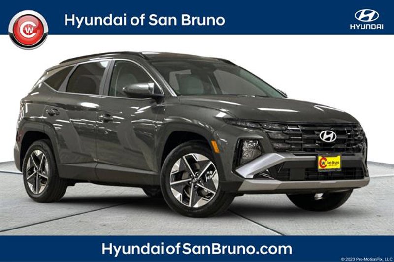 Certified 2025 Hyundai Tucson SEL image 1