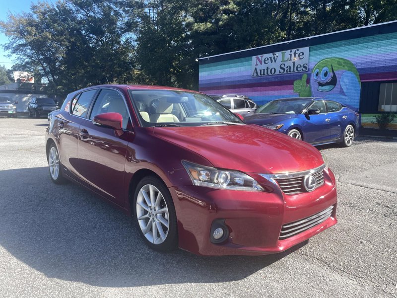 Used 2013 Lexus CT 200h w/ Premium Pkg w/Navigation image 1
