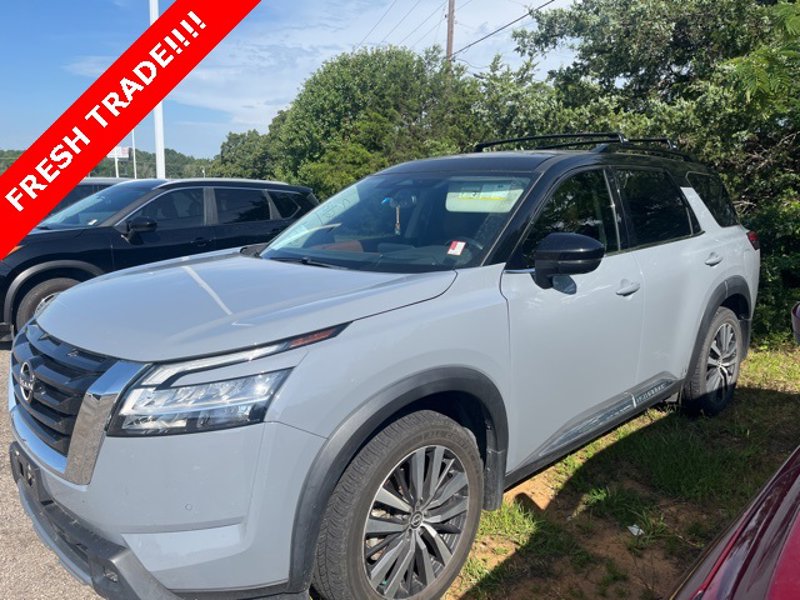 Certified 2023 Nissan Pathfinder Platinum image 1