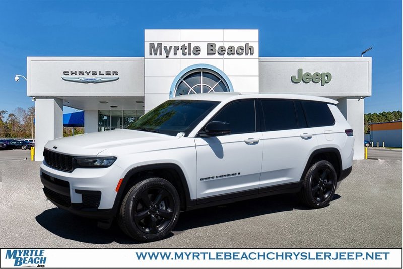 Certified 2022 Jeep Grand Cherokee L Laredo image 1