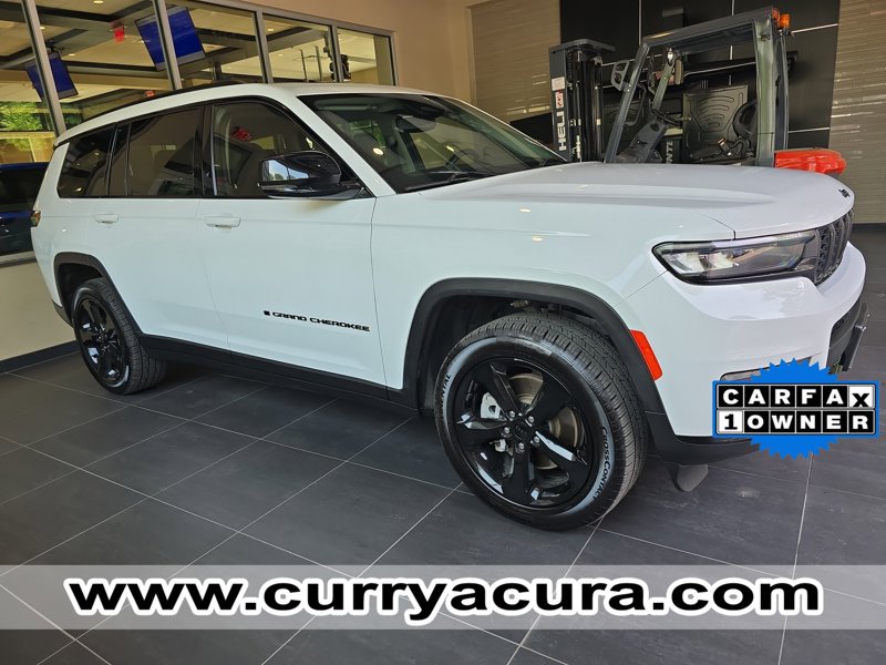 Used 2022 Jeep Grand Cherokee L Limited w/ Black Appearance Package image 1