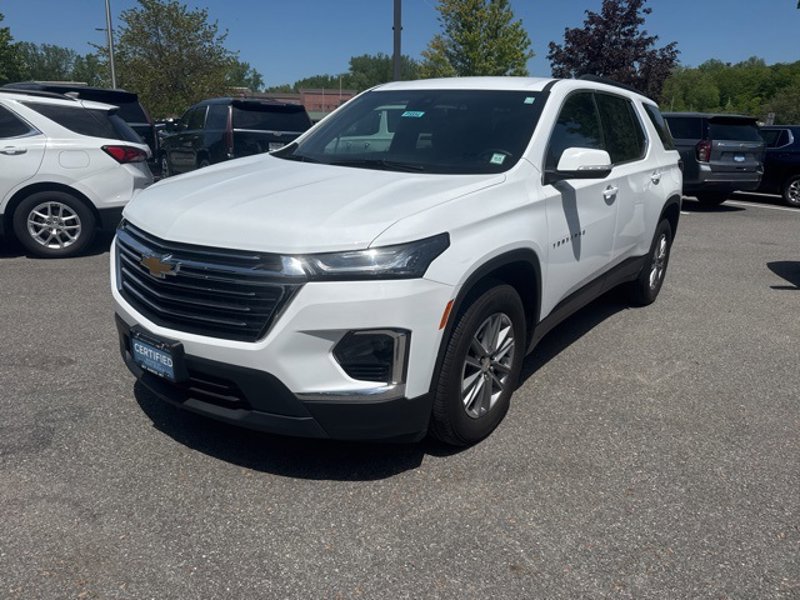 Certified 2022 Chevrolet Traverse LT image 1