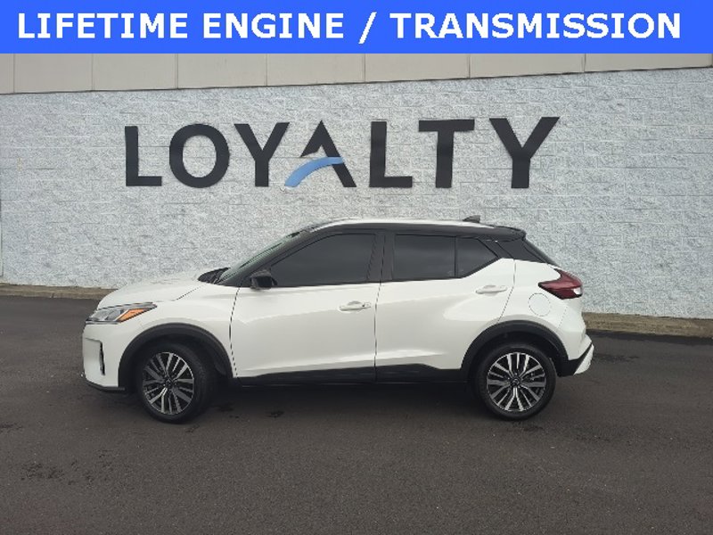 Certified 2023 Nissan Kicks SV image 1
