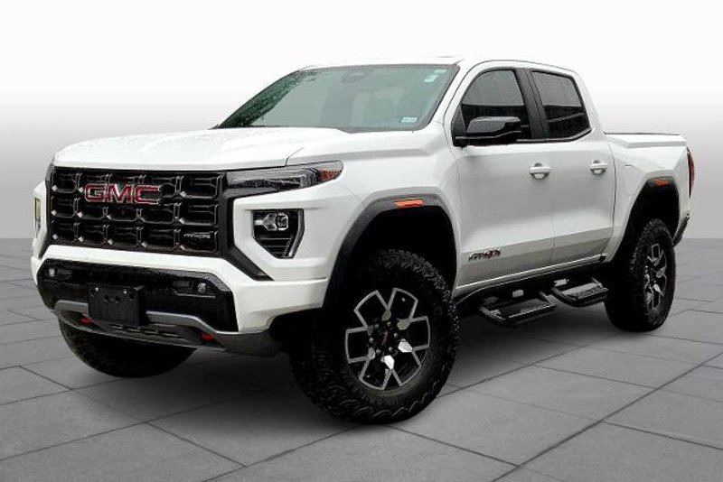 Used 2024 GMC Canyon AT4X image 1