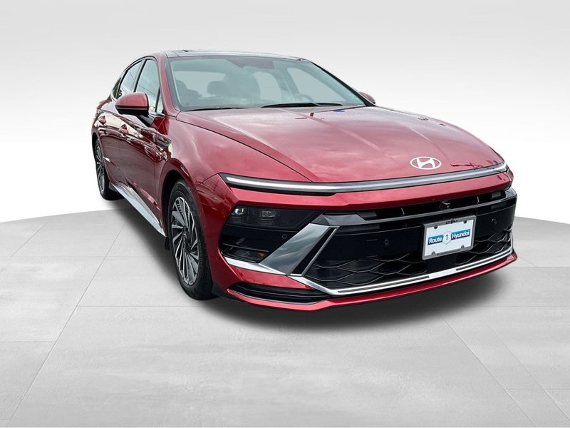 Certified 2024 Hyundai Sonata Limited image 1