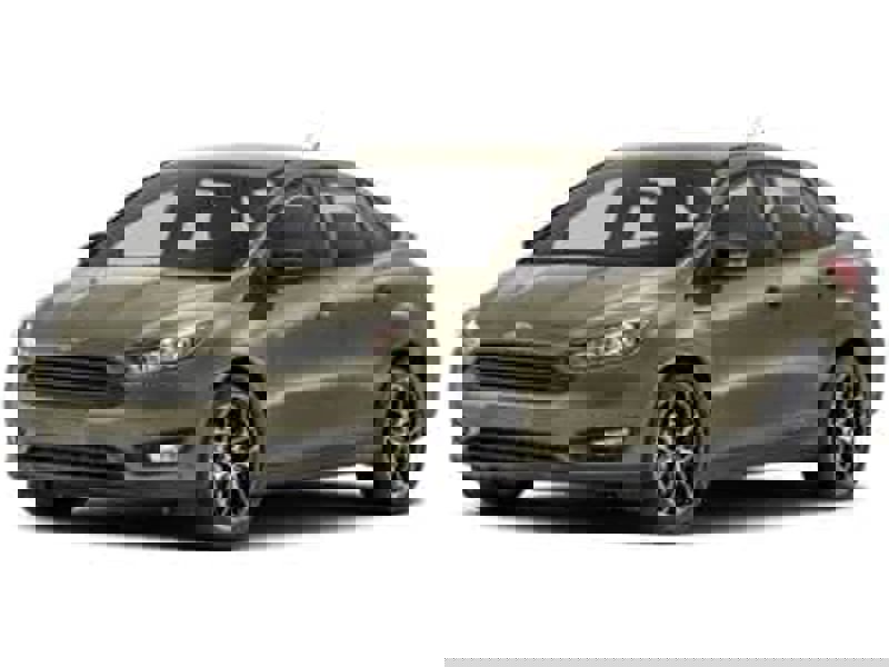 Used 2018 Ford Focus SE w/ SE Appearance Package image 1