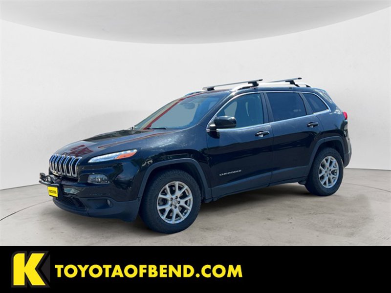Used 2017 Jeep Cherokee Latitude w/ Safety/Convenience Group image 1