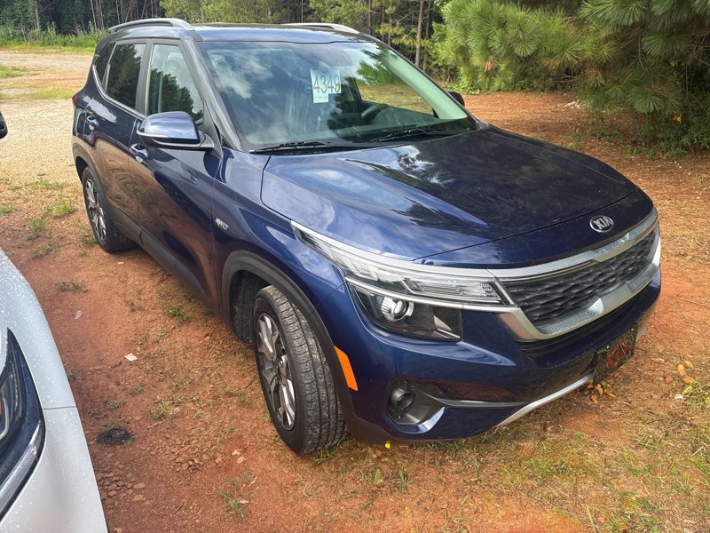 Certified 2021 Kia Seltos EX image 1