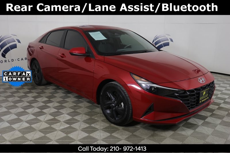 Certified 2023 Hyundai Elantra SEL w/ Preferred Accessory Package image 1
