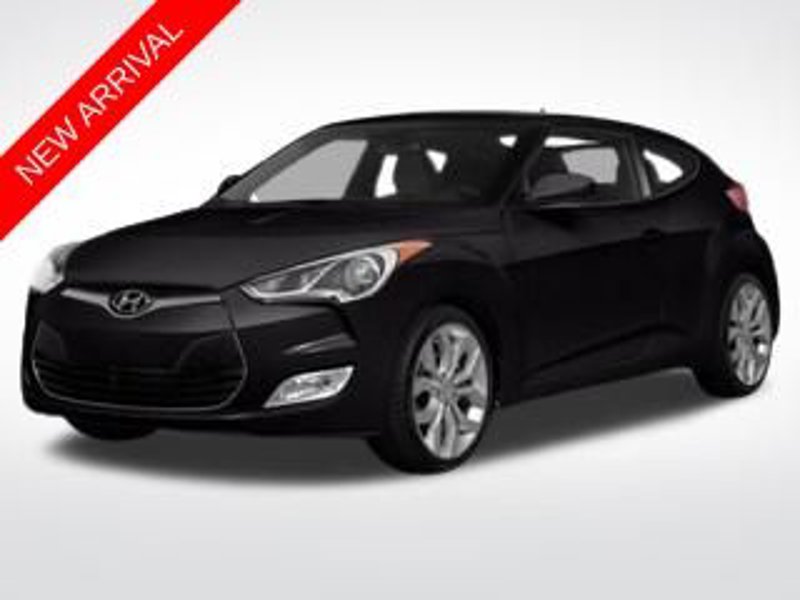 Used 2015 Hyundai Veloster image 1