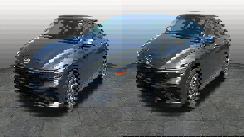 Certified 2024 Hyundai Elantra SEL image 1