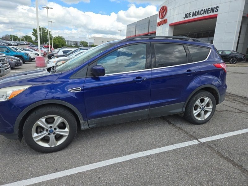 Used 2013 Ford Escape SE image 1