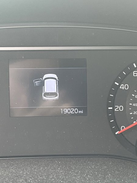 Certified 2022 Kia Soul LX w/ Technology Package image 1