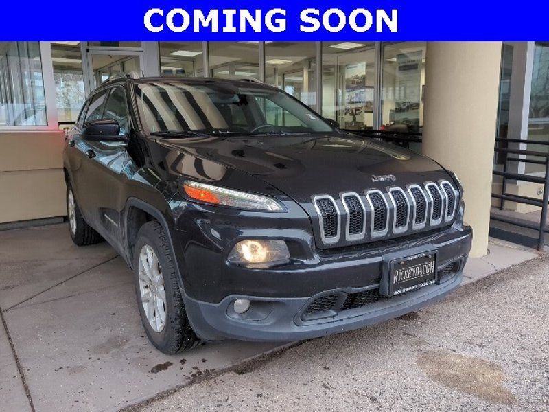 Used 2016 Jeep Cherokee Latitude image 1
