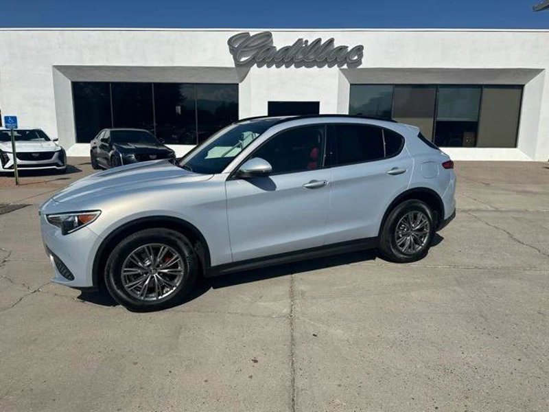 Certified 2022 Alfa Romeo Stelvio Sprint image 1