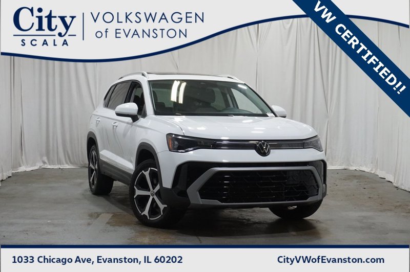 Certified 2025 Volkswagen Taos SEL image 1