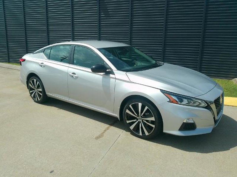 Certified 2022 Nissan Altima 2.5 SR image 1