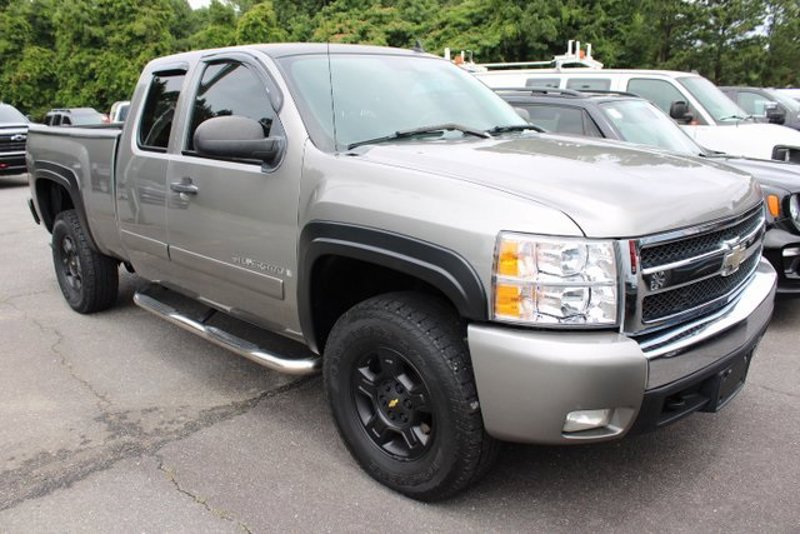 Used 2008 Chevrolet Silverado 1500 LT w/ Power Pack Plus image 1
