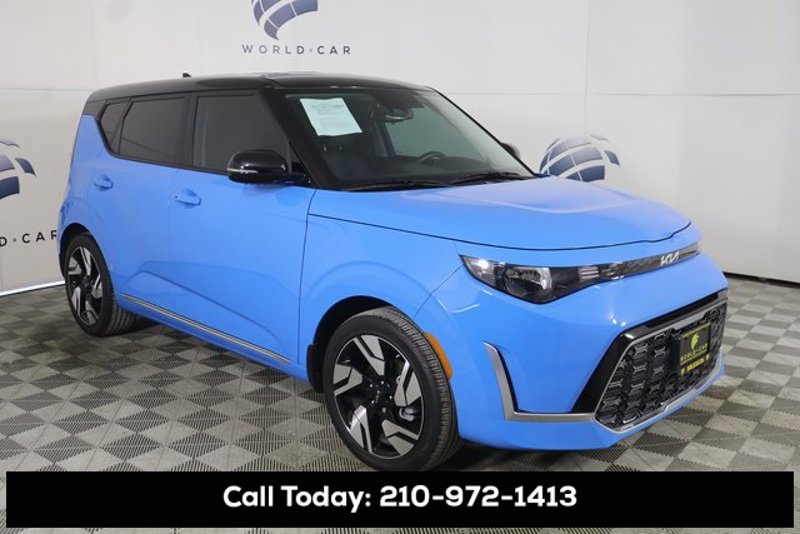 Certified 2024 Kia Soul GT-Line image 1