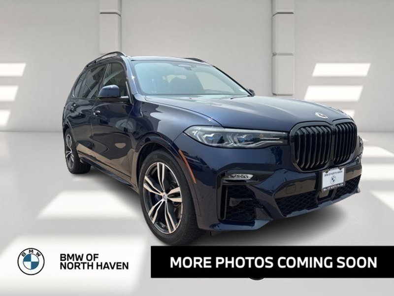 Certified 2022 BMW X7 M50i image 1