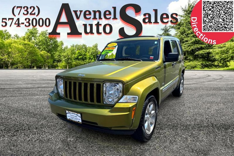 Used 2012 Jeep Liberty Sport image 1