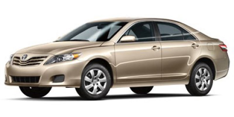 Used 2011 Toyota Camry LE image 1