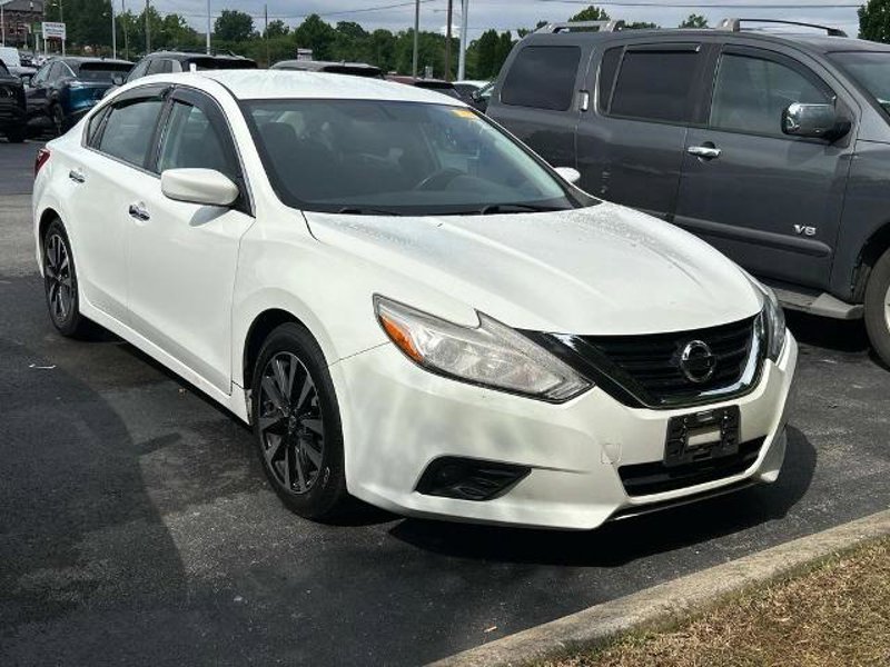 Certified 2018 Nissan Altima 2.5 SV image 1