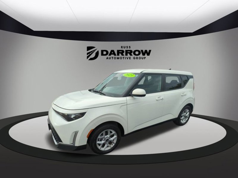 Certified 2023 Kia Soul S image 1