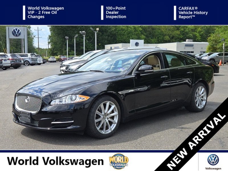 Used 2013 Jaguar XJ image 1