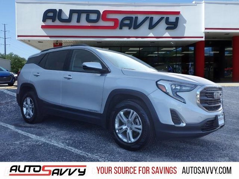 Used 2018 GMC Terrain SLE w/ Driver Convenience Package image 1
