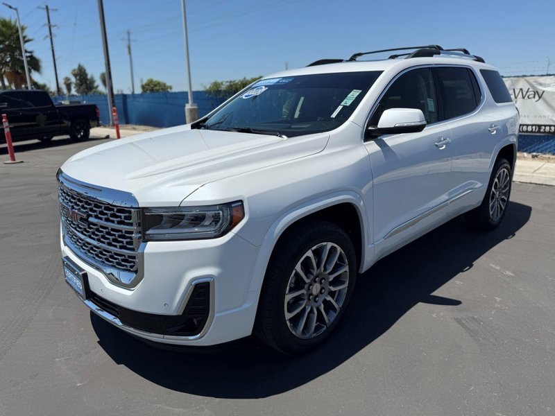 Certified 2023 GMC Acadia Denali w/ LPO, Floor Liner Package image 1